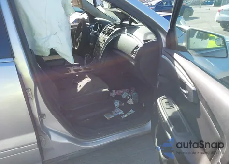 2010 Chevrolet Traverse Lt z USA, uszkodzony, nr VIN 1GNLRFED5AS122139